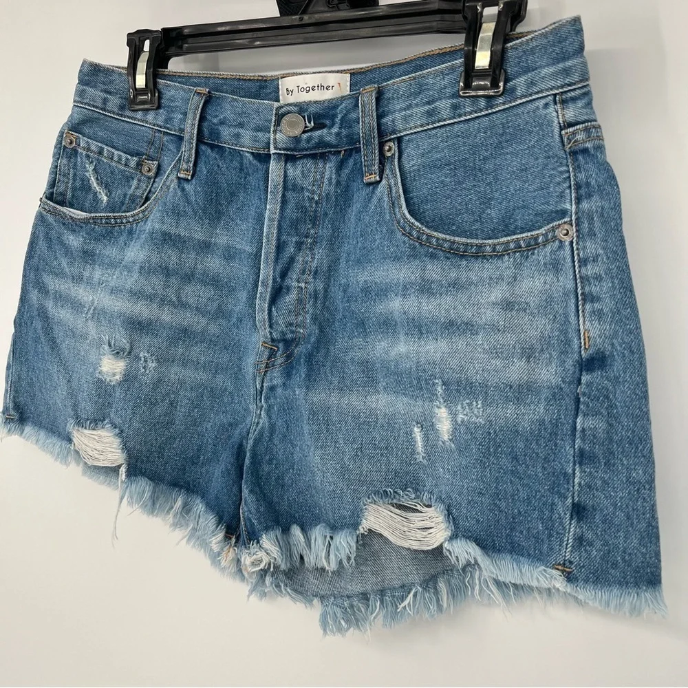 By Together Boutique Cutoff Distressed Jean Shorts‎